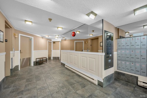 207-7291 Moffatt Road, Richmond, BC 