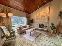 879 62nd Avenue W Vancouver, BC V6P 2E3