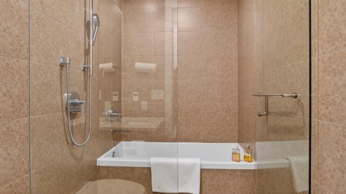 506-6687 Nelson Avenue, West Vancouver, BC 