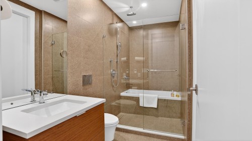 506-6687 Nelson Avenue, West Vancouver, BC 