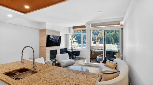 506-6687 Nelson Avenue, West Vancouver, BC 