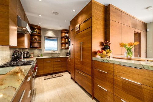 3240 1St Avenue W, Vancouver, BC 