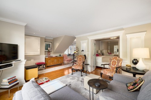 3240 1St Avenue W, Vancouver, BC 