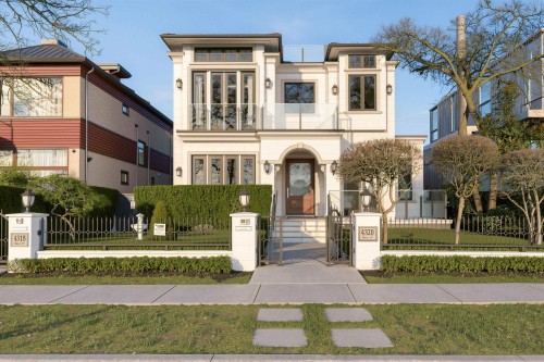 4320 8Th Avenue W, Vancouver, BC 