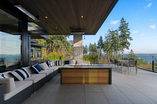 4799 Clovelly Walk, West Vancouver, BC 