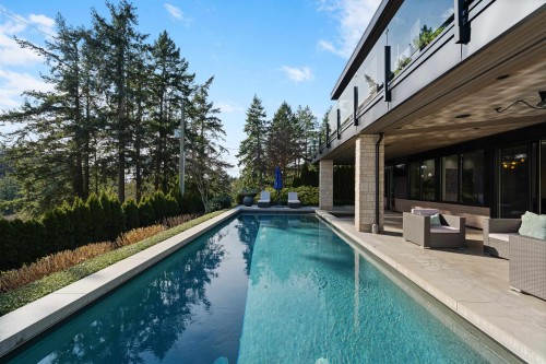 4799 Clovelly Walk, West Vancouver, BC 