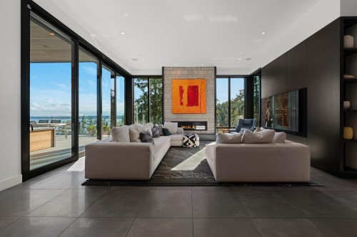 4799 Clovelly Walk, West Vancouver, BC 