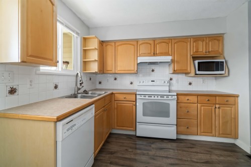 3631 Flint Street, Port Coquitlam, BC 