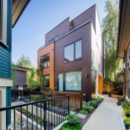 2-1152 Comox Street  Vancouver, BC V6E 1K5