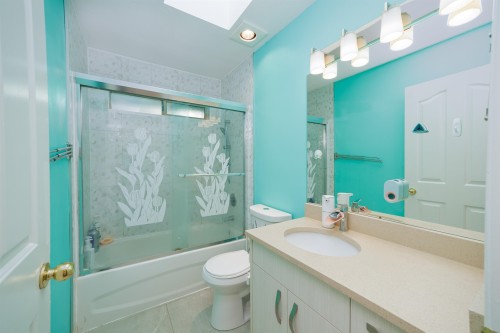 1931 Westview Drive, North Vancouver, BC 