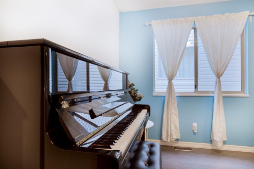 1931 Westview Drive, North Vancouver, BC 