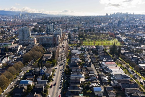 1266 King Edward Avenue E, Vancouver, BC 