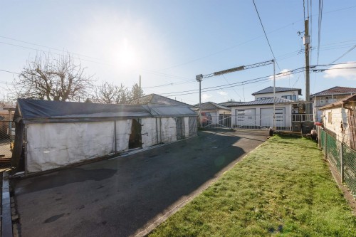 1266 King Edward Avenue E, Vancouver, BC 