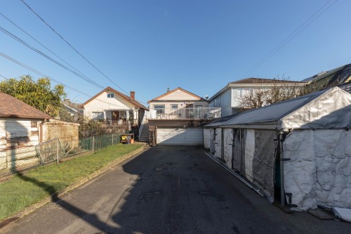 1266 King Edward Avenue E, Vancouver, BC 