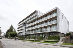 410-528 King Edward Avenue W Vancouver, BC V5Z 2C3