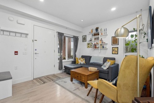 4860 Slocan Street, Vancouver, BC 