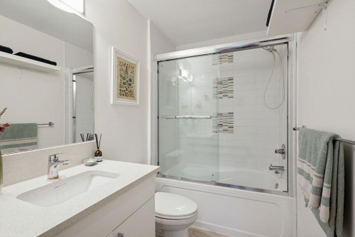 4860 Slocan Street, Vancouver, BC 