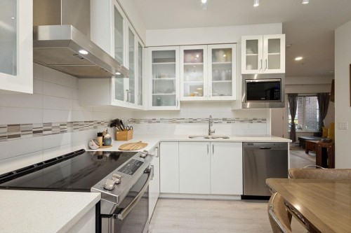 4860 Slocan Street, Vancouver, BC 