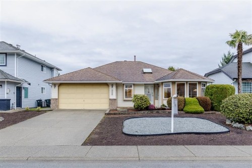 19596 Somerset Drive  Pitt Meadows, BC V3Y 2L4