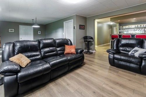 343 Dartmoor Drive, Coquitlam, BC 