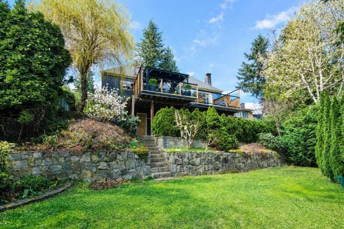 343 Dartmoor Drive, Coquitlam, BC 