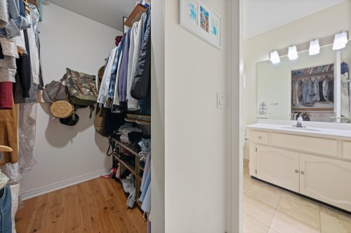 5636 Marine Drive, West Vancouver, BC 