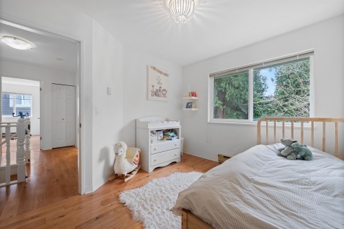 5636 Marine Drive, West Vancouver, BC 