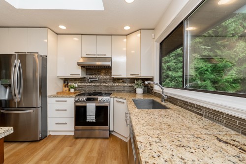 2988 Fleet Street, Coquitlam, BC 