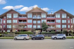 307-240 Salter Street New Westminster, BC V3M 0C1