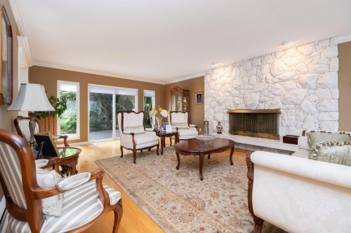 6350 Buckingham Drive, Burnaby, BC 