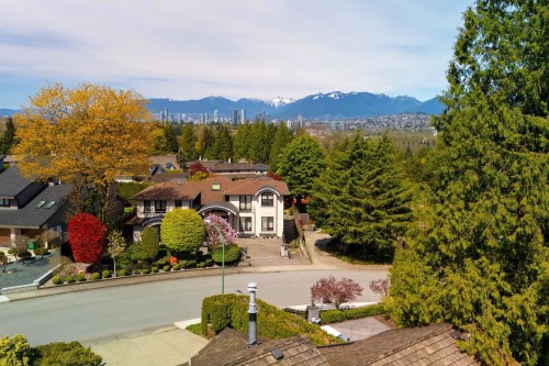 6350 Buckingham Drive, Burnaby, BC 