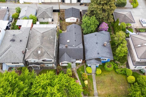 2448 29Th Avenue E, Vancouver, BC 