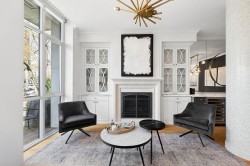 471 Beach Crescent Vancouver, BC V6Z 3B9