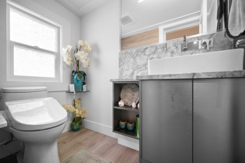 6978 Mckinnon Street, Vancouver, BC 