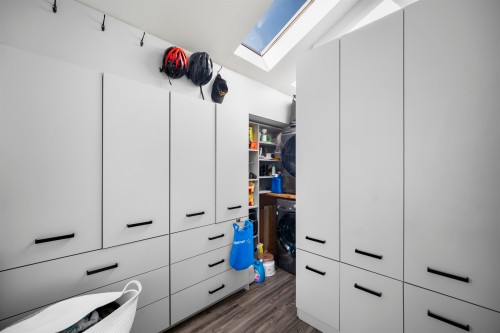 6978 Mckinnon Street, Vancouver, BC 