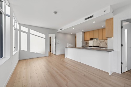 202-6468 Willingdon Avenue  Burnaby, BC V5H 0L3