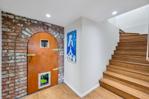 2385 Wall Street, Vancouver, BC 