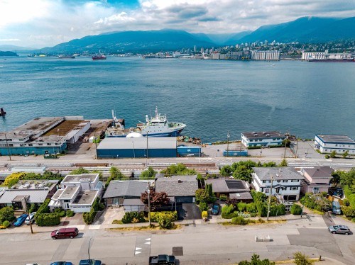 2385 Wall Street, Vancouver, BC 