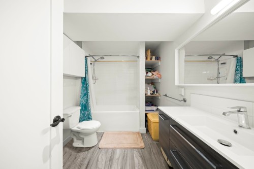 4707 Cedarglen Place, Burnaby, BC 