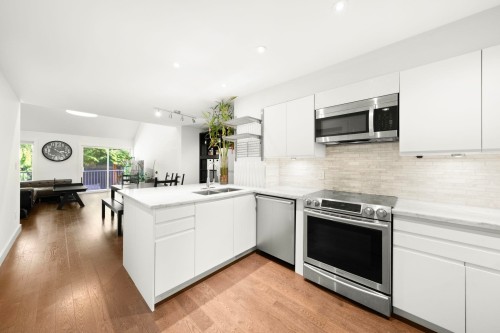 4707 Cedarglen Place, Burnaby, BC 