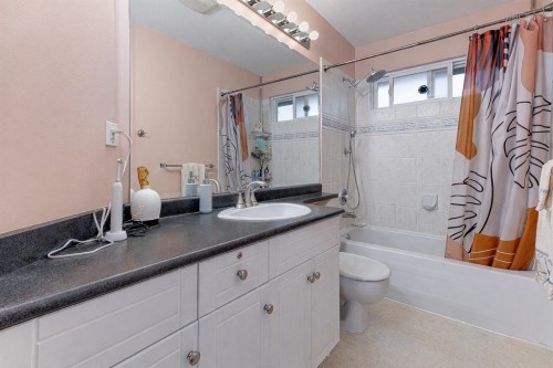 1077 Riverside Drive, Port Coquitlam, BC 