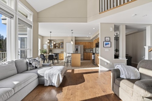 4 Hickory Drive, Port Moody, BC 