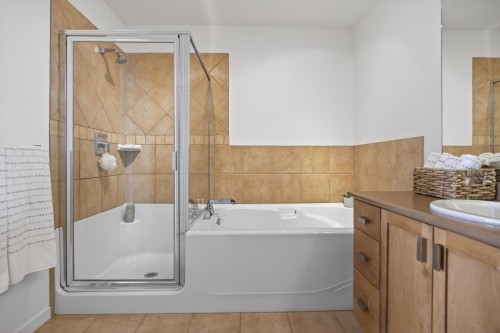 4 Hickory Drive, Port Moody, BC 