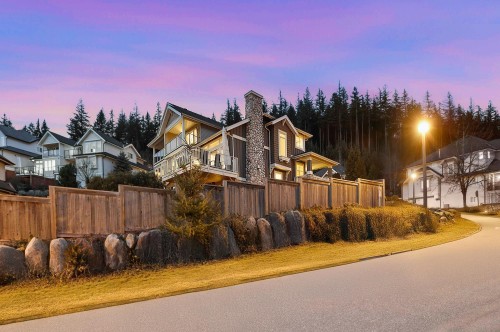 4 Hickory Drive, Port Moody, BC 