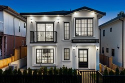 5138 Dominion Street Burnaby, BC V5G 1C9