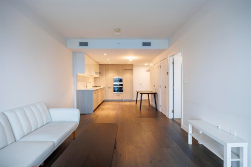 806-8155 Capstan Way, Richmond, BC 