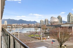 302-1625 Manitoba Street Vancouver, BC V5Y 0B8