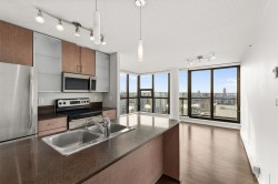 3403-909 Mainland Street Vancouver, BC V6B 1T7