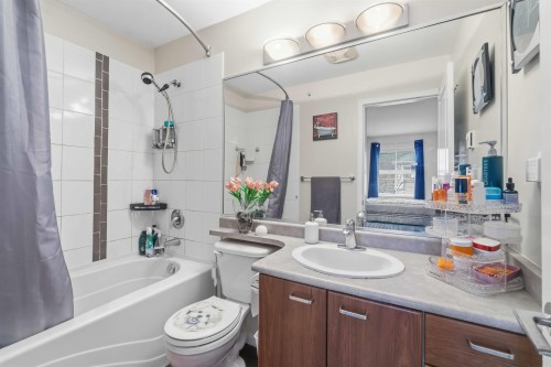 16-188 Sixth Street, New Westminster, BC 