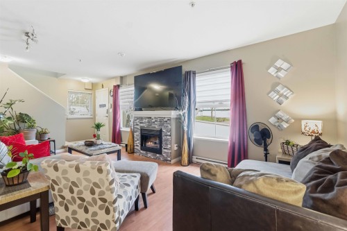16-188 Sixth Street, New Westminster, BC 